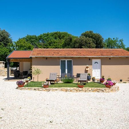 Old Oak Holiday House Vila Rovinj Exterior foto