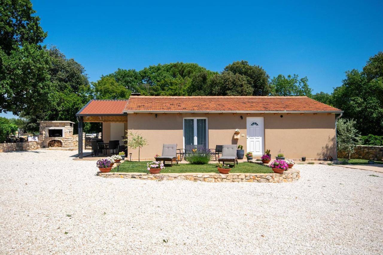 Old Oak Holiday House Vila Rovinj Exterior foto